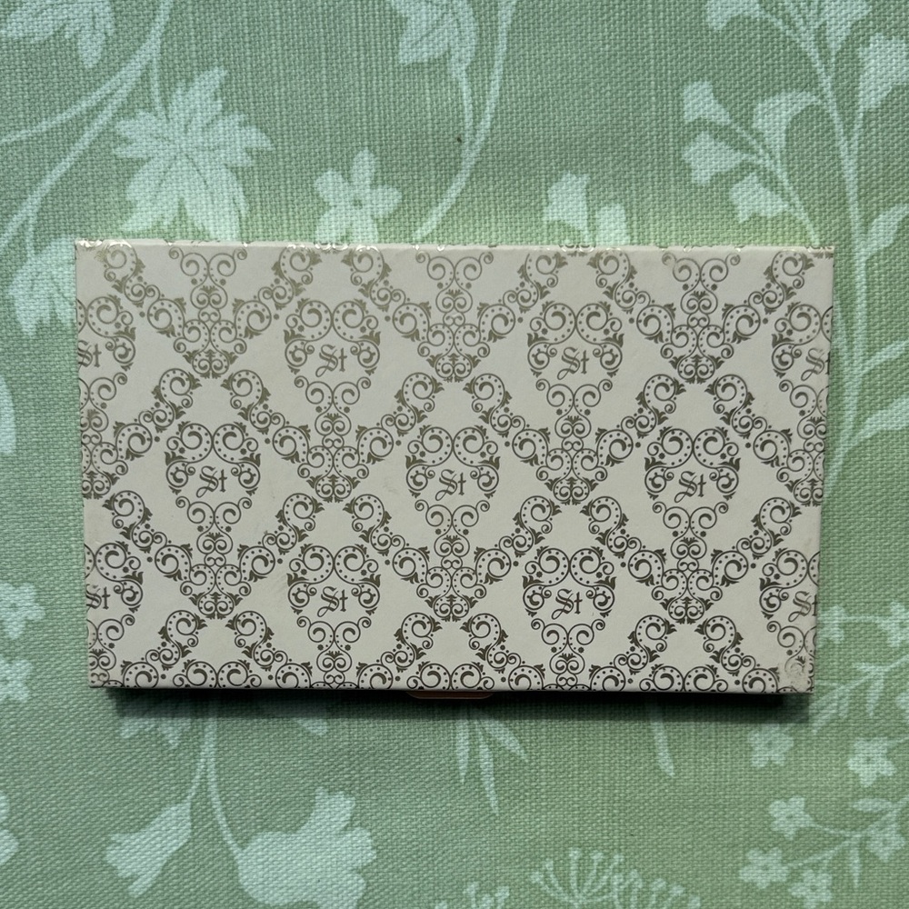 IIID Palette 4 - Storybook Neutral